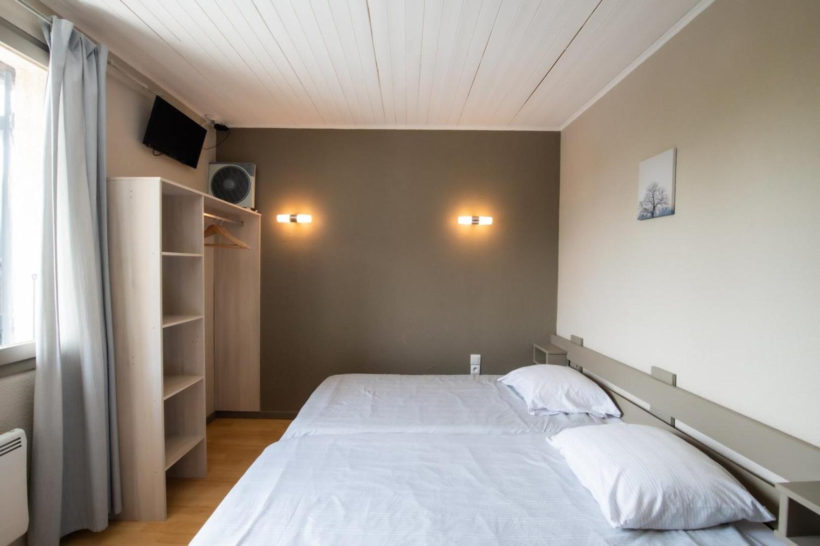 Chez Jostel - Chambre 1 Genay  Экстерьер фото
